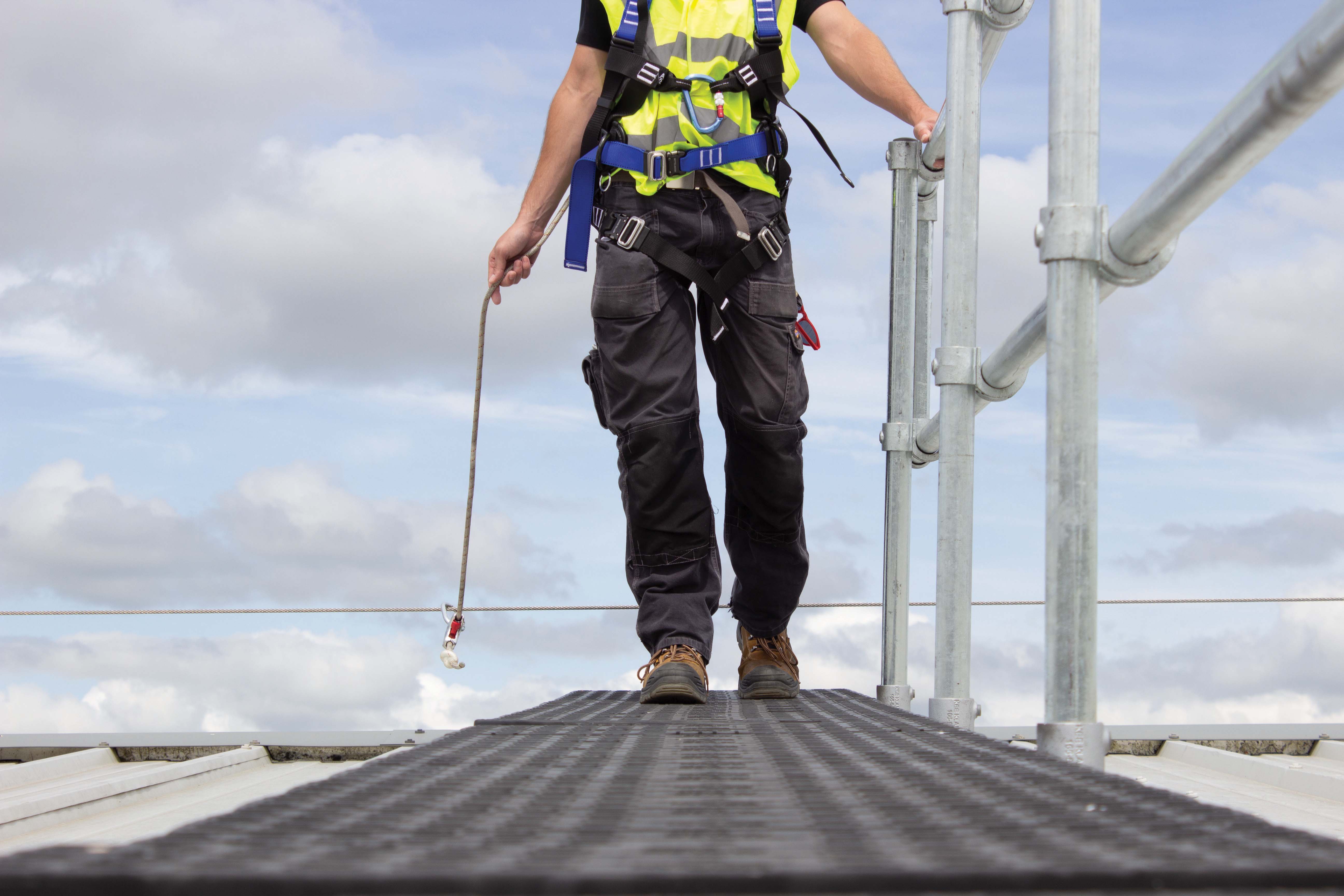 roof walkway systems with handrails